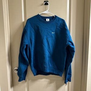 Nike men’s sweatshirt